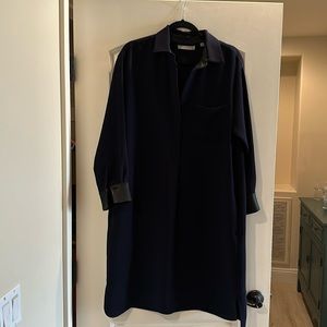 Navy blue, Vince shirt dress with leather cuffs. Side pockets, 1 chest pocket.